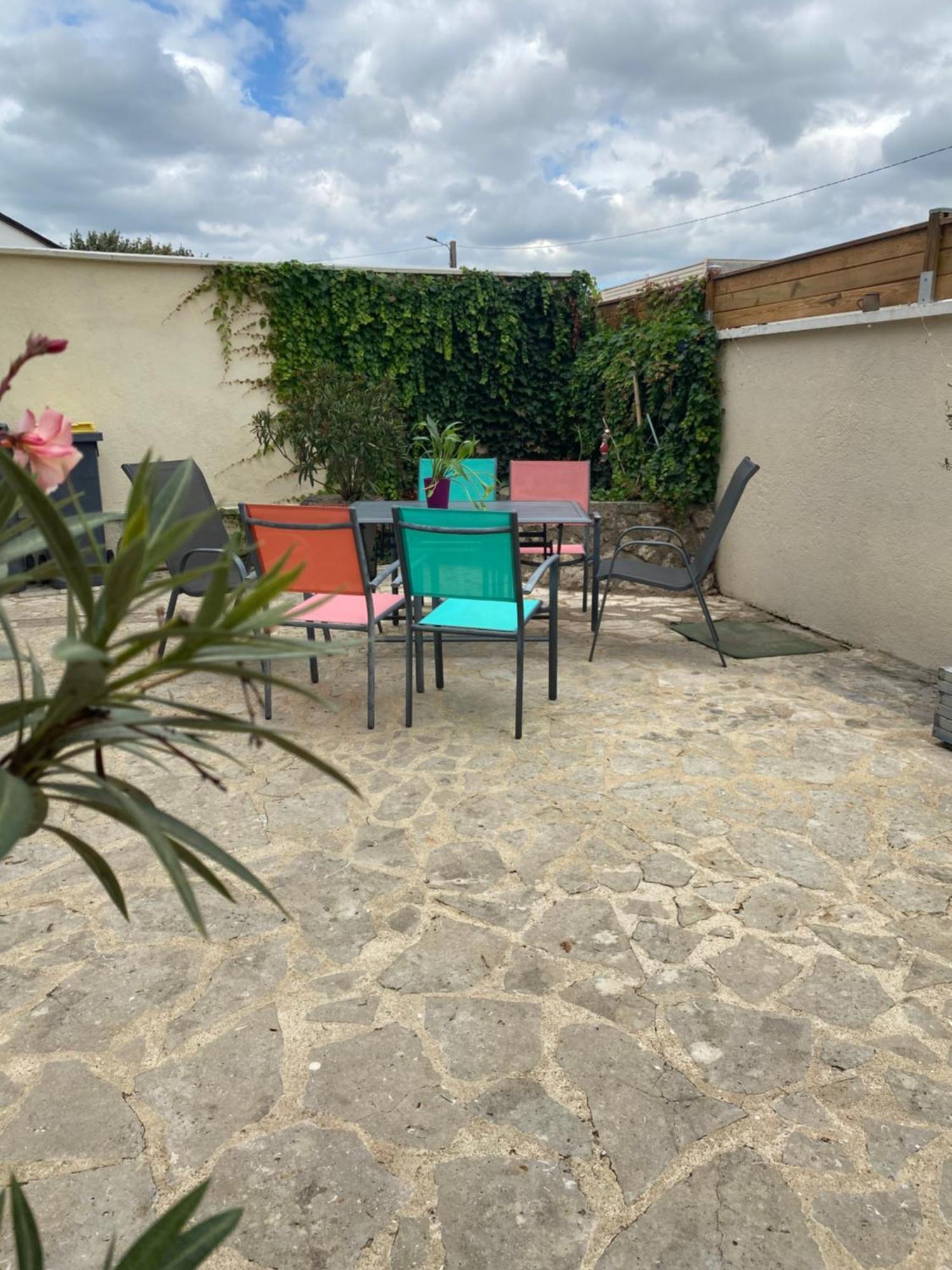 Les Trois Maries Proche Tours Ferienhaus